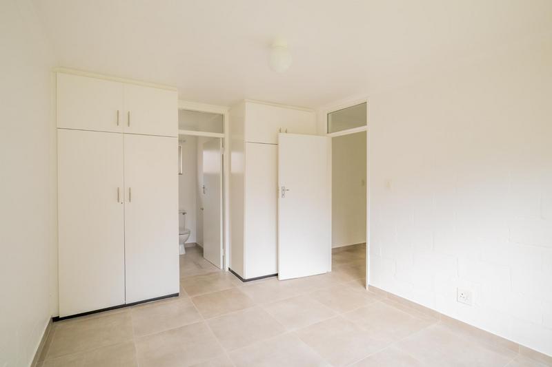 To Let 1 Bedroom Property for Rent in Diep River Western Cape